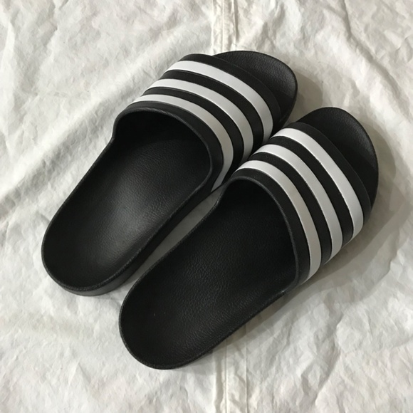 Adidas 3 Stripes Adilette Shower Slides Unisex Size 7 Black White - Picture 5 of 5